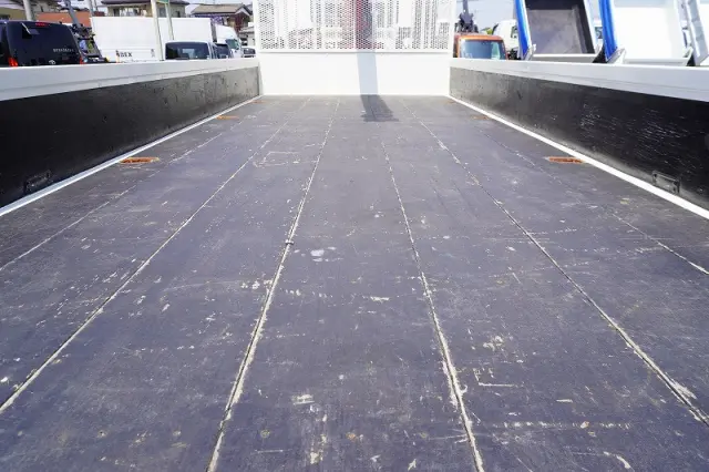 日野 レンジャー 2KG-FD2ABA(2WD)の写真18