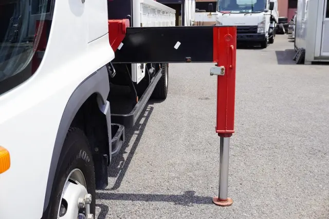 日野 レンジャー 2KG-FD2ABA(2WD)の写真27