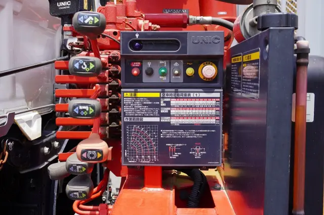 日野 レンジャー 2KG-FD2ABA(2WD)の写真31