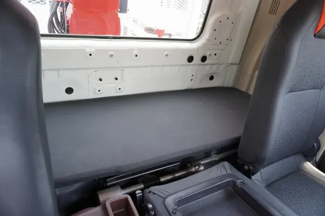 日野 レンジャー 2KG-FD2ABA(2WD)の写真38