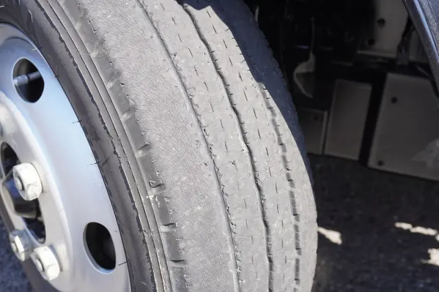 いすゞ エルフ TPG-NKR85AN(2WD)の写真10