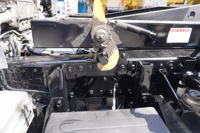 いすゞ エルフ TPG-NKR85AN(2WD)の写真13