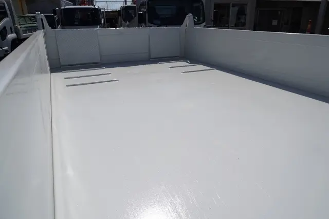 いすゞ エルフ TPG-NKR85AN(2WD)の写真25