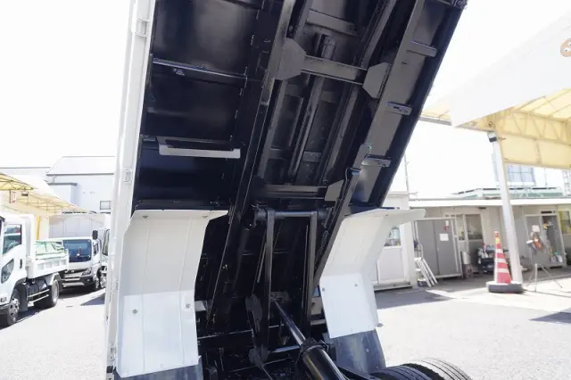 いすゞ エルフ TPG-NKR85AN(2WD)の写真29