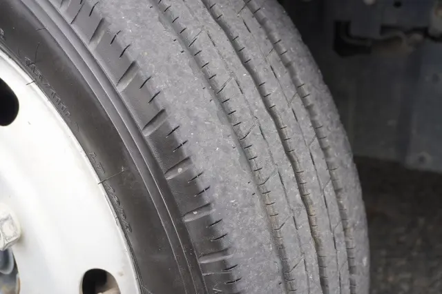 いすゞ エルフ TPG-NKR85AN(2WD)の写真10