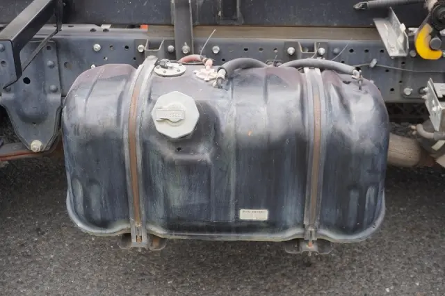 いすゞ エルフ TPG-NKR85AN(2WD)の写真21