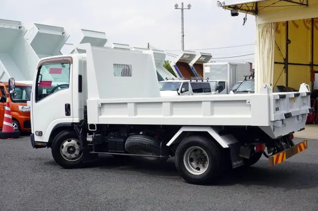 いすゞ エルフ TKG-NPR85YN(2WD)の写真7