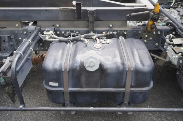 いすゞ エルフ TKG-NPR85YN(2WD)の写真21