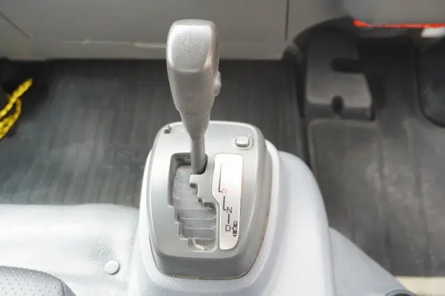 いすゞ エルフ TKG-NPR85YN(2WD)の写真31