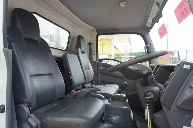 いすゞ エルフ TKG-NPR85YN(2WD)の写真36