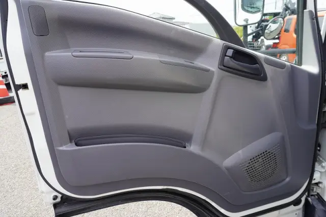 いすゞ エルフ TKG-NPR85YN(2WD)の写真40