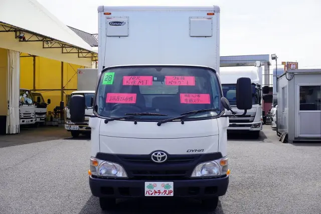 トヨタ ダイナ TKG-XZU605(2WD)の写真2