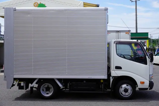 トヨタ ダイナ TKG-XZU605(2WD)の写真5