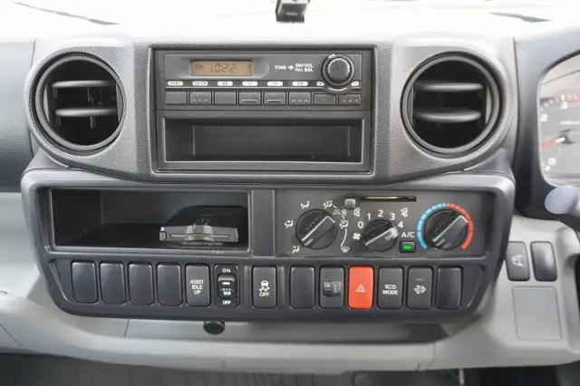 トヨタ ダイナ TKG-XZU605(2WD)の写真32