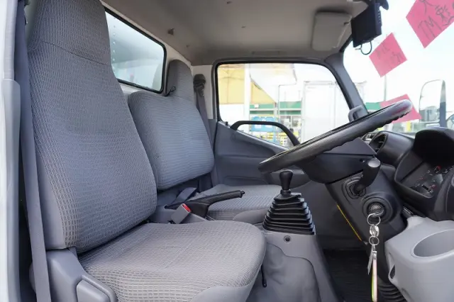 トヨタ ダイナ TKG-XZU605(2WD)の写真37