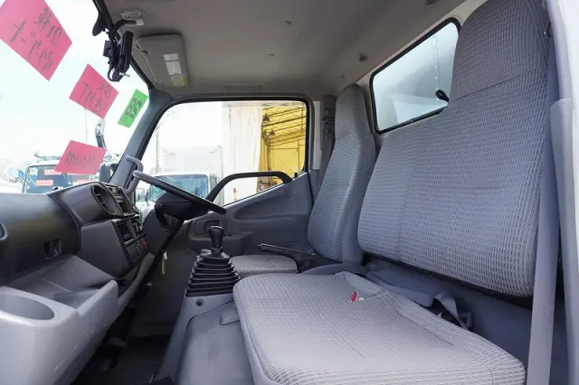 トヨタ ダイナ TKG-XZU605(2WD)の写真40