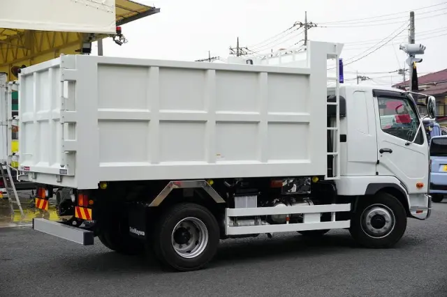 三菱 ファイター 2KG-FK62FZ(2WD)の写真7