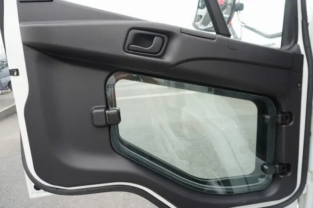 三菱 ファイター 2KG-FK62FZ(2WD)の写真39