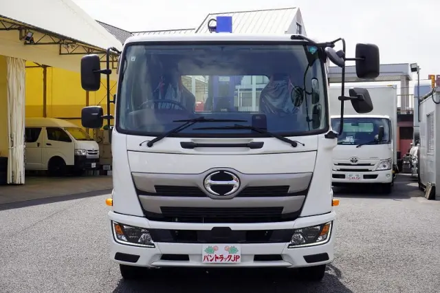 日野 レンジャー 2KG-FD2ABA(2WD)の写真2