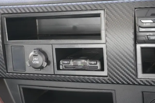 日野 レンジャー 2KG-FD2ABA(2WD)の写真33