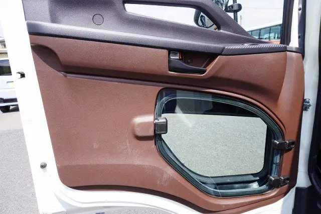 日野 レンジャー 2KG-FD2ABA(2WD)の写真41