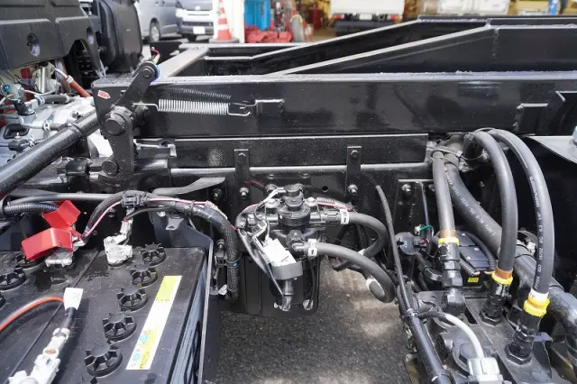 日野 デュトロ 2KG-XZU700X(2WD)の写真13