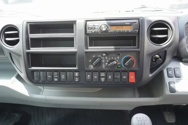 日野 デュトロ 2KG-XZU700X(2WD)の写真31