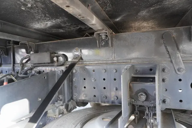 三菱 キャンター TKG-FEA50(2WD)の写真13