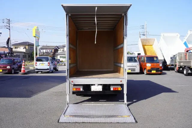 三菱 キャンター TKG-FEA50(2WD)の写真19