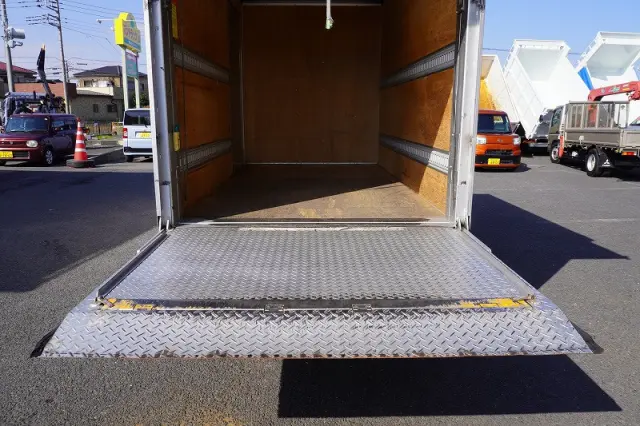 三菱 キャンター TKG-FEA50(2WD)の写真27