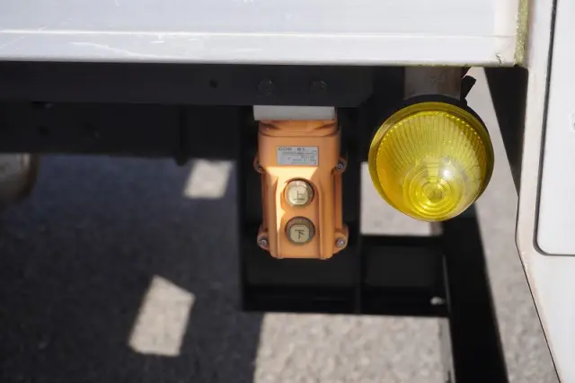 三菱 キャンター TKG-FEA50(2WD)の写真29