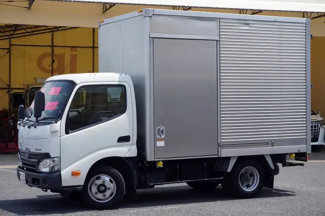 トヨタ ダイナ TPG-XZC605(2WD)の写真1