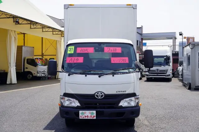 トヨタ ダイナ TPG-XZC605(2WD)の写真2