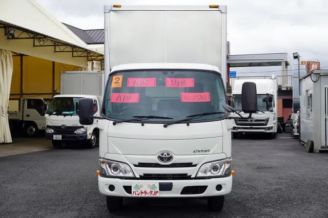 トヨタ ダイナ 2RG-XZC605(2WD)の写真2