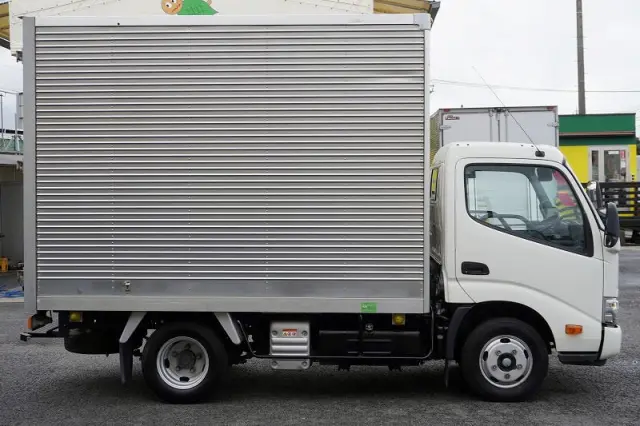 トヨタ ダイナ 2RG-XZC605(2WD)の写真5