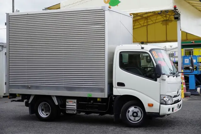 トヨタ ダイナ 2RG-XZC605(2WD)の写真6