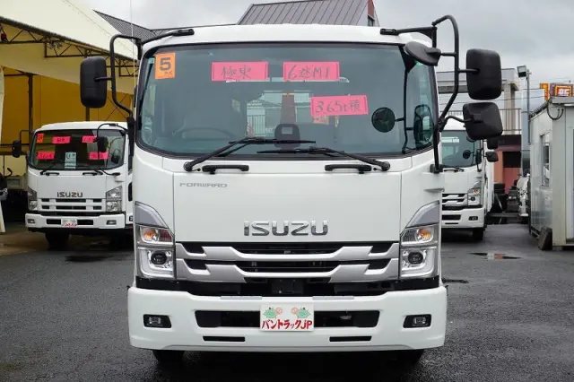 いすゞ フォワード 2RG-FRR90S2(2WD)の写真2