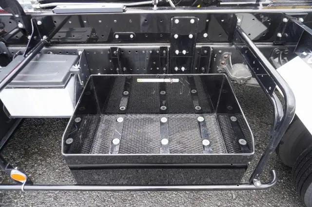 いすゞ フォワード 2RG-FRR90S2(2WD)の写真12