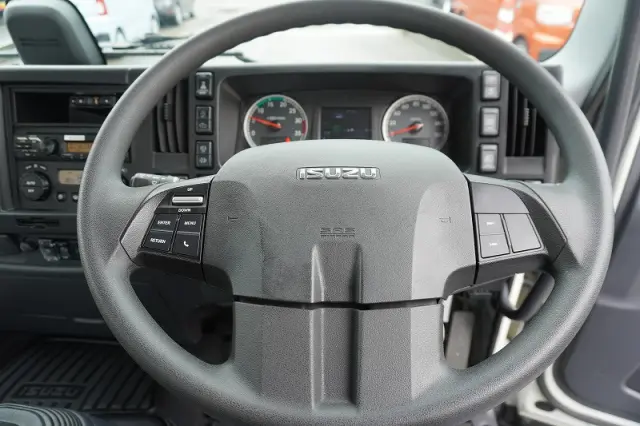 いすゞ フォワード 2RG-FRR90S2(2WD)の写真25