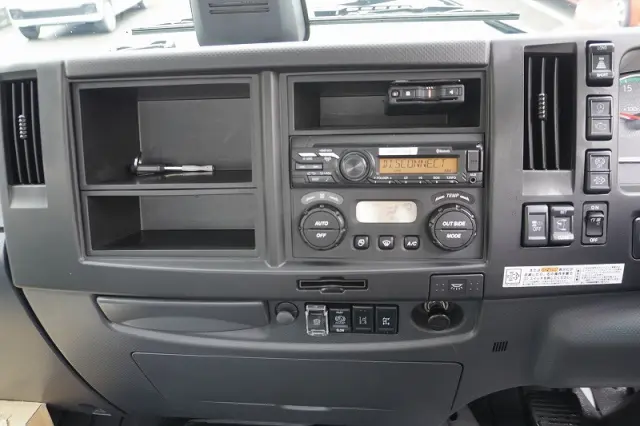 いすゞ フォワード 2RG-FRR90S2(2WD)の写真27