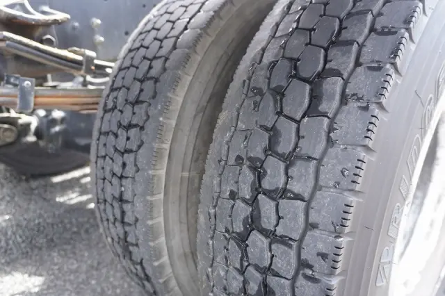 いすゞ フォワード 2RG-FRR90S1(2WD)の写真10