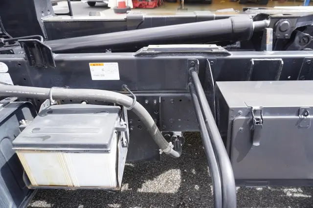 いすゞ フォワード 2RG-FRR90S1(2WD)の写真12