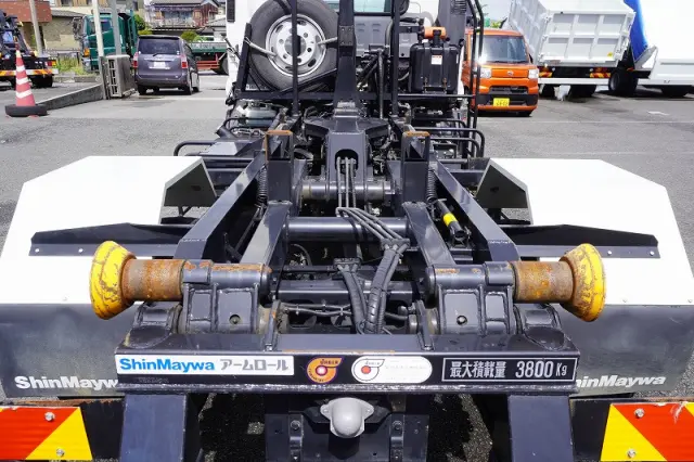 いすゞ フォワード 2RG-FRR90S1(2WD)の写真19