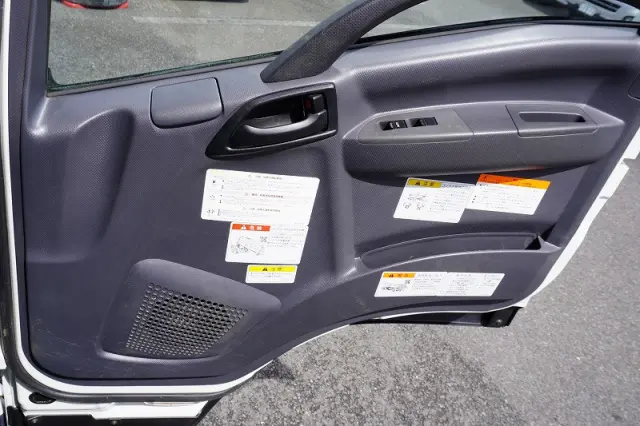 いすゞ フォワード 2RG-FRR90S1(2WD)の写真29