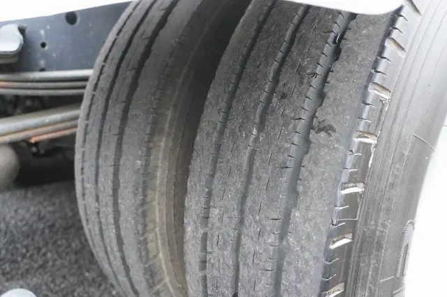 いすゞ エルフ TKG-NPR85YNの写真11