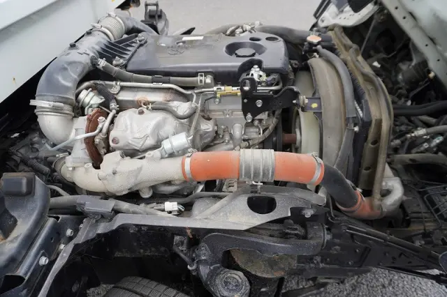 いすゞ エルフ TPG-NKR85AN(2WD)の写真15