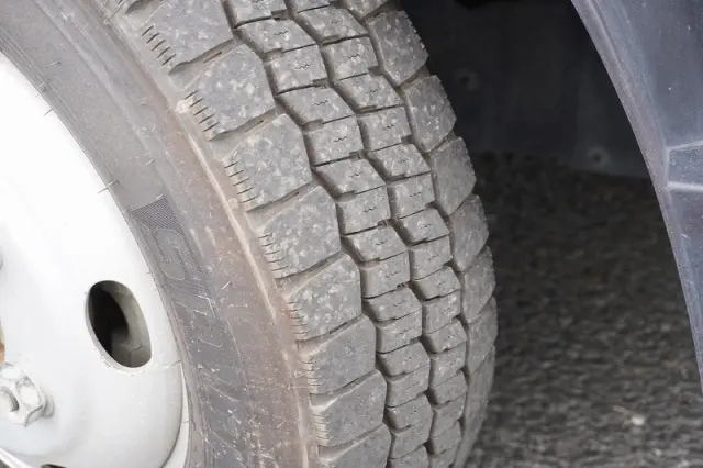 いすゞ エルフ TPG-NKR85AN(2WD)の写真10