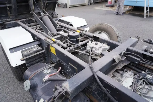 いすゞ エルフ TPG-NKR85AN(2WD)の写真28