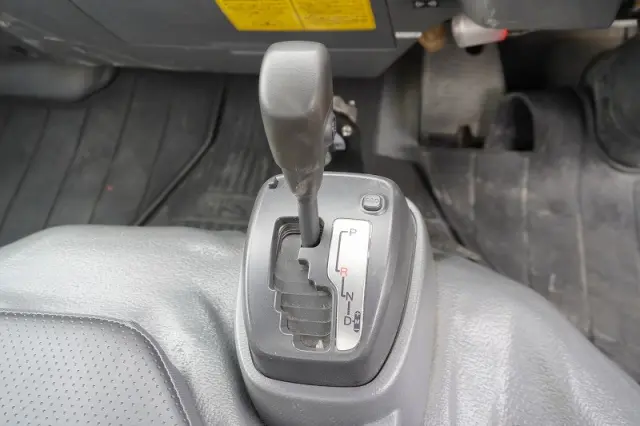 いすゞ エルフ TPG-NKR85AN(2WD)の写真34