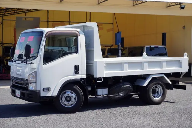 いすゞ エルフ TKG-NPR85YN(2WD)の写真1